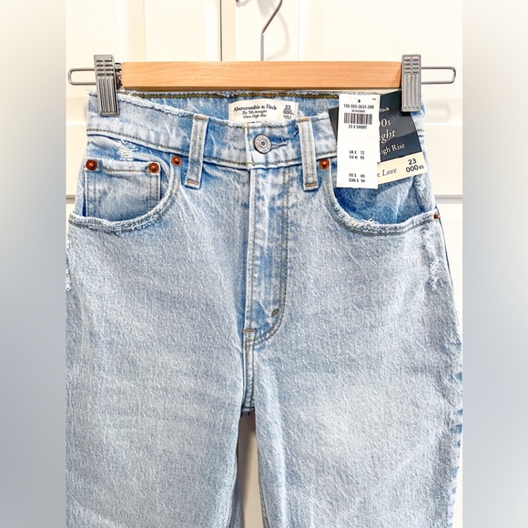 Abercrombie & Fitch Jeans Curve Love Size 23 extra short - Picture 2 of 4